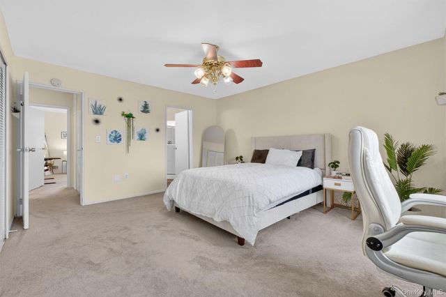 11 Squires Gate unit B, Poughkeepsie, NY 12603