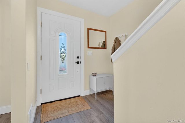 11 Squires Gate unit B, Poughkeepsie, NY 12603