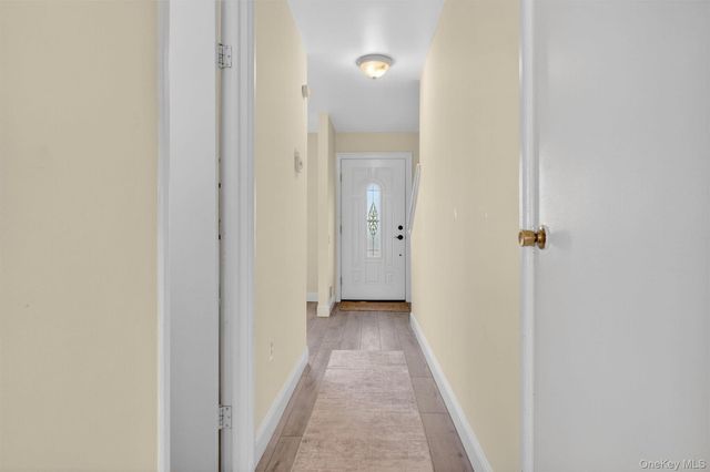 11 Squires Gate unit B, Poughkeepsie, NY 12603