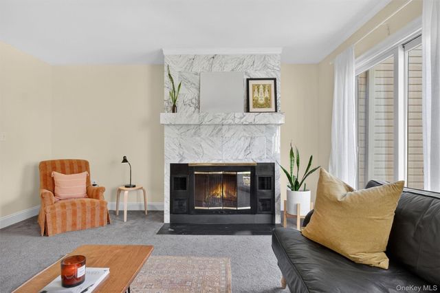 11 Squires Gate unit B, Poughkeepsie, NY 12603