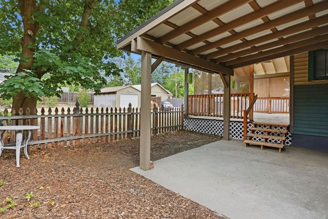 3324 W Gordon Ave, Spokane, WA 99205