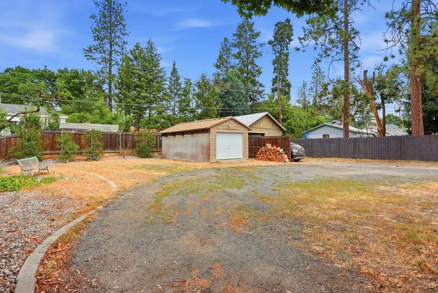 3324 W Gordon Ave, Spokane, WA 99205