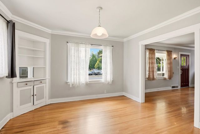 3324 W Gordon Ave, Spokane, WA 99205