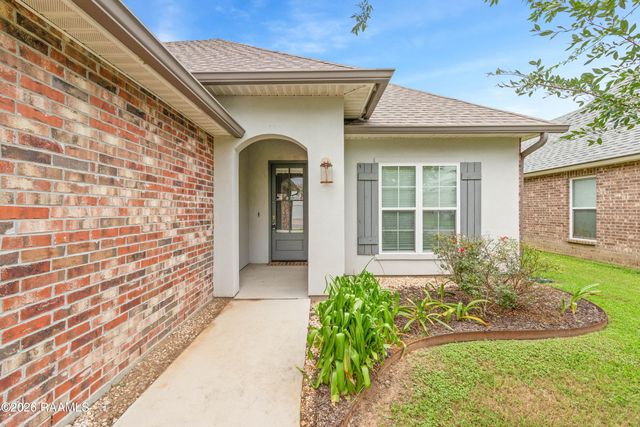 306 Adry Lane, Youngsville, LA 70592