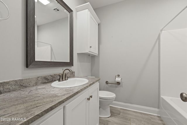 306 Adry Lane, Youngsville, LA 70592