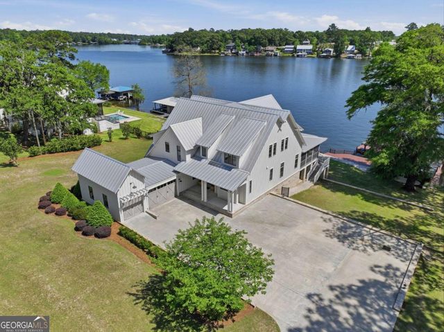 620 Lakeshore Drive, Cordele, GA 31015