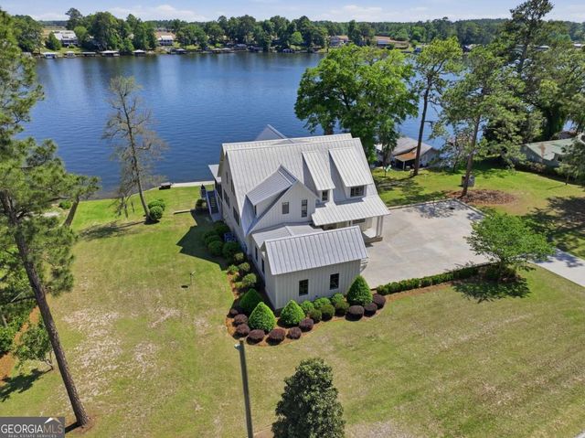 620 Lakeshore Drive, Cordele, GA 31015