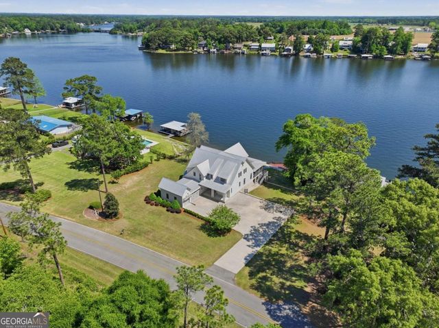 620 Lakeshore Drive, Cordele, GA 31015