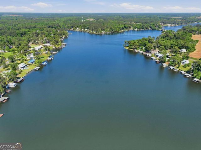 620 Lakeshore Drive, Cordele, GA 31015