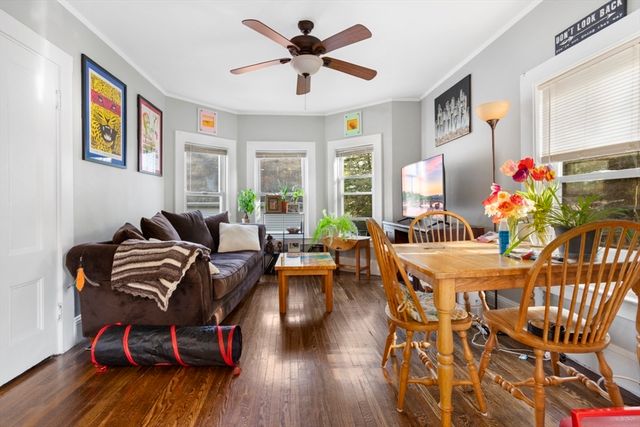 3 Walnut St, Wakefield, MA 01880