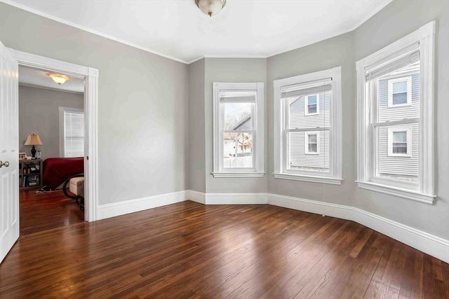 3 Walnut St, Wakefield, MA 01880