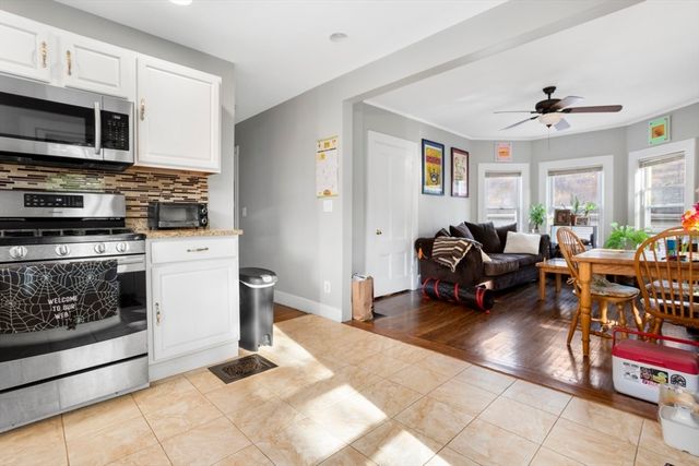 3 Walnut St, Wakefield, MA 01880