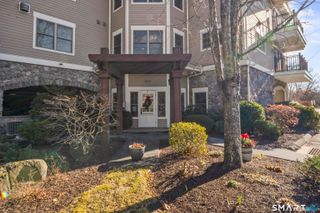 460 Heritage Road 302, Southbury, CT 06488