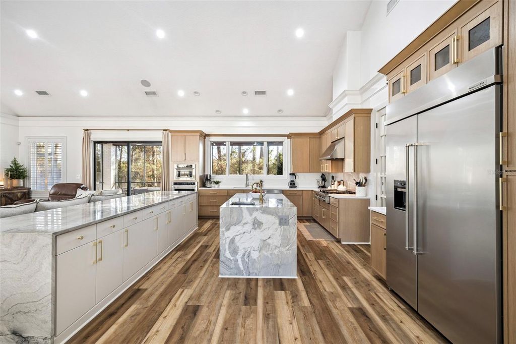 Image 13 of property listing at 410 WINDJAMMER COURT, Destin, FL 32541