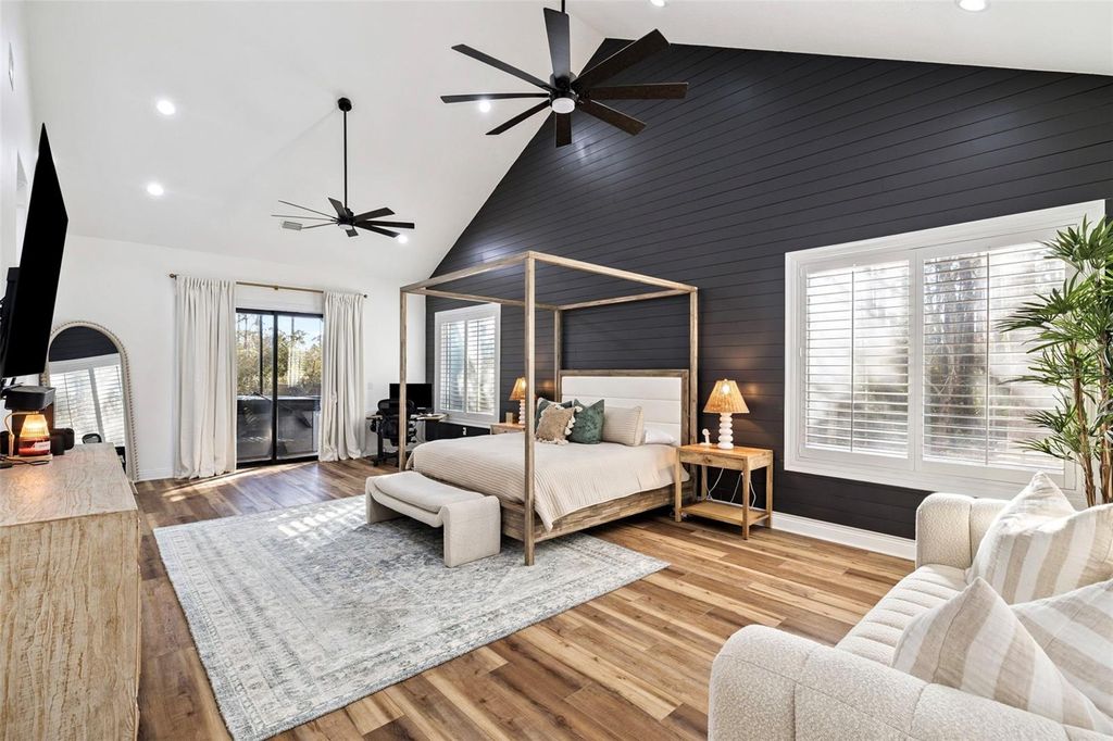 Image 22 of property listing at 410 WINDJAMMER COURT, Destin, FL 32541