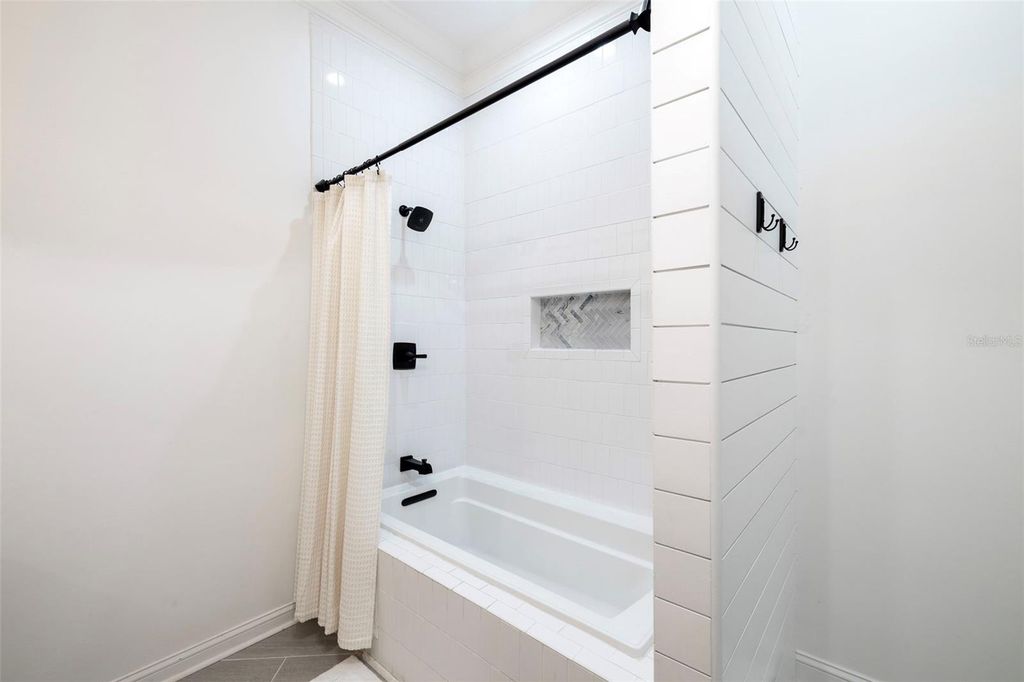 Image 38 of property listing at 410 WINDJAMMER COURT, Destin, FL 32541