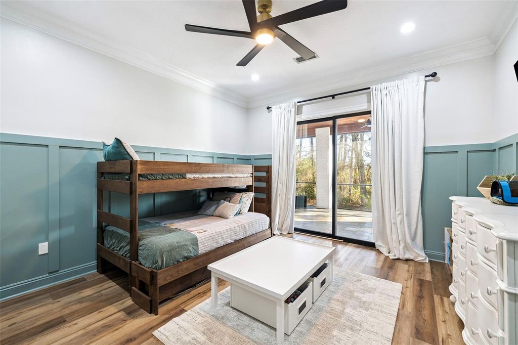 Image 39 of property listing at 410 WINDJAMMER COURT, Destin, FL 32541