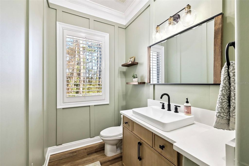 Image 46 of property listing at 410 WINDJAMMER COURT, Destin, FL 32541