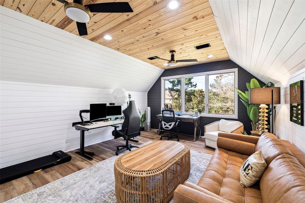 Image 49 of property listing at 410 WINDJAMMER COURT, Destin, FL 32541