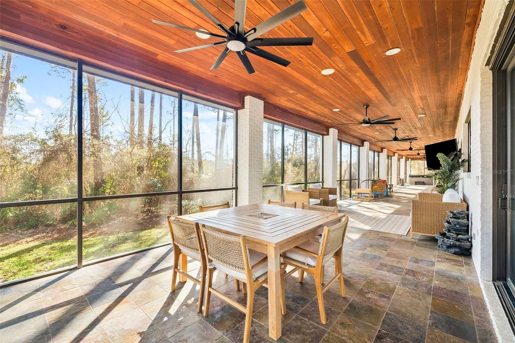 Image 52 of property listing at 410 WINDJAMMER COURT, Destin, FL 32541