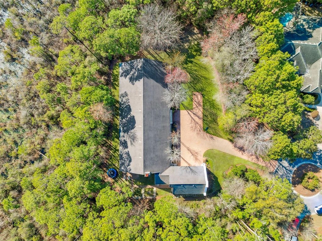 Image 68 of property listing at 410 WINDJAMMER COURT, Destin, FL 32541