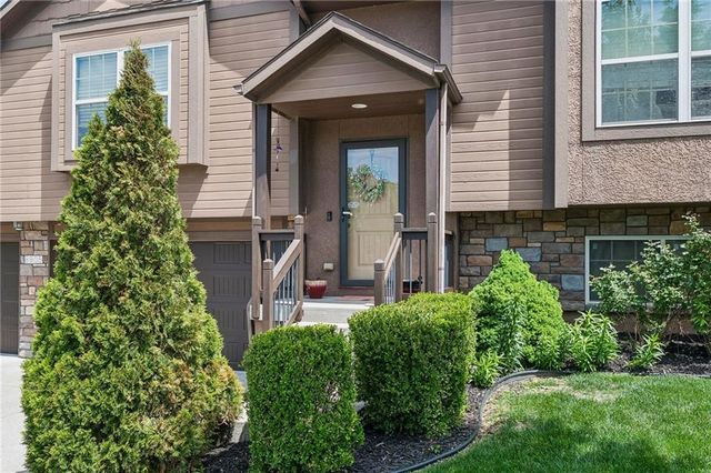 8905 N Agnes Avenue, Kansas City, MO 64156
