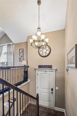 8905 N Agnes Avenue, Kansas City, MO 64156