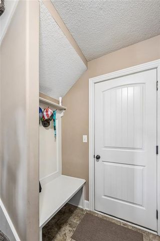 8905 N Agnes Avenue, Kansas City, MO 64156