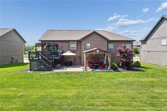 8905 N Agnes Avenue, Kansas City, MO 64156