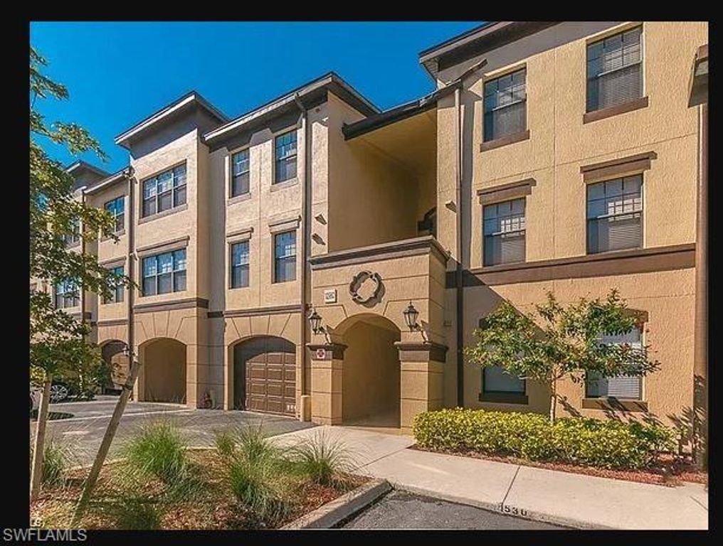 12960 Positano CIR # 201, Naples, FL 34105