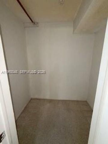 300 S Hollybrook Dr 203, Pembroke Pines, FL 33025