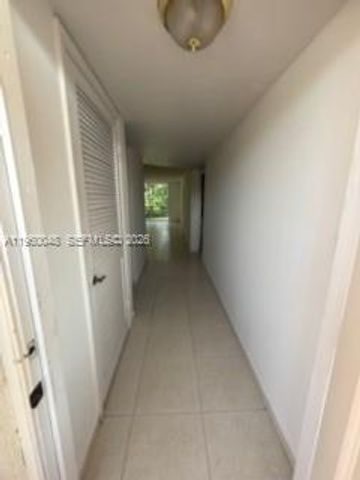 300 S Hollybrook Dr 203, Pembroke Pines, FL 33025