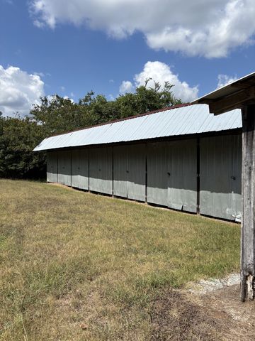 4111 Jefferson Rd, Smithville, TN 37166