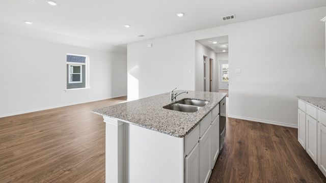 750 Tiger Lily Way, Pilot Point, TX 76258