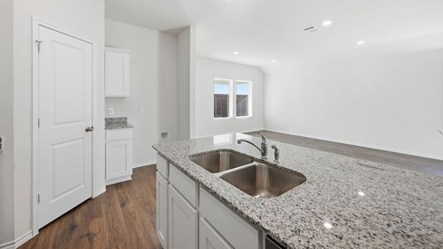 750 Tiger Lily Way, Pilot Point, TX 76258