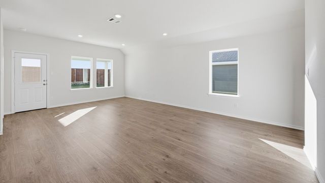 750 Tiger Lily Way, Pilot Point, TX 76258