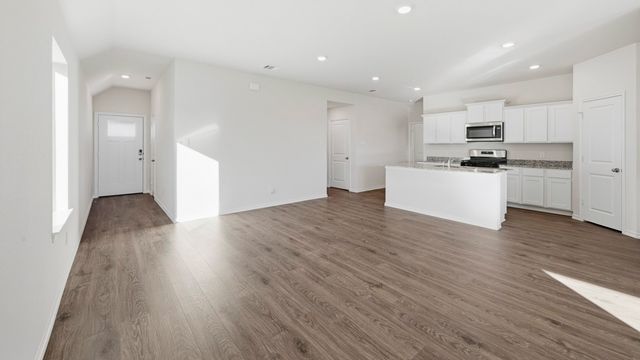 750 Tiger Lily Way, Pilot Point, TX 76258