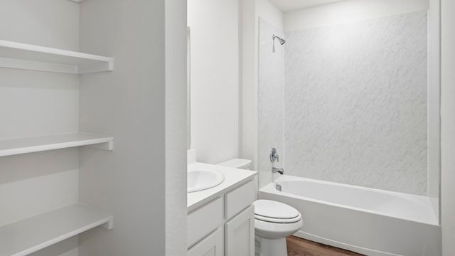 750 Tiger Lily Way, Pilot Point, TX 76258