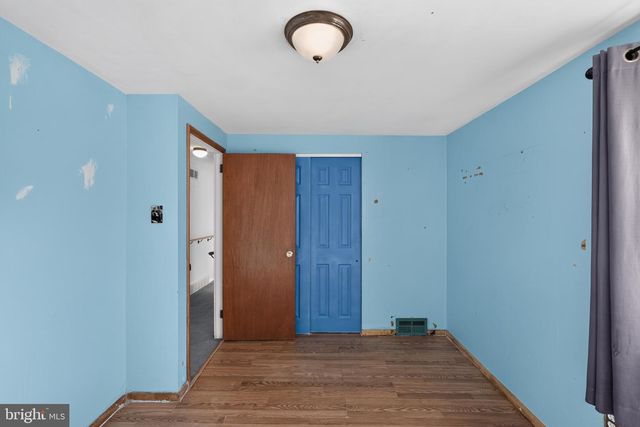 11614 BARLOW ST, Philadelphia, PA 19116