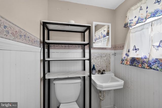 11614 BARLOW ST, Philadelphia, PA 19116