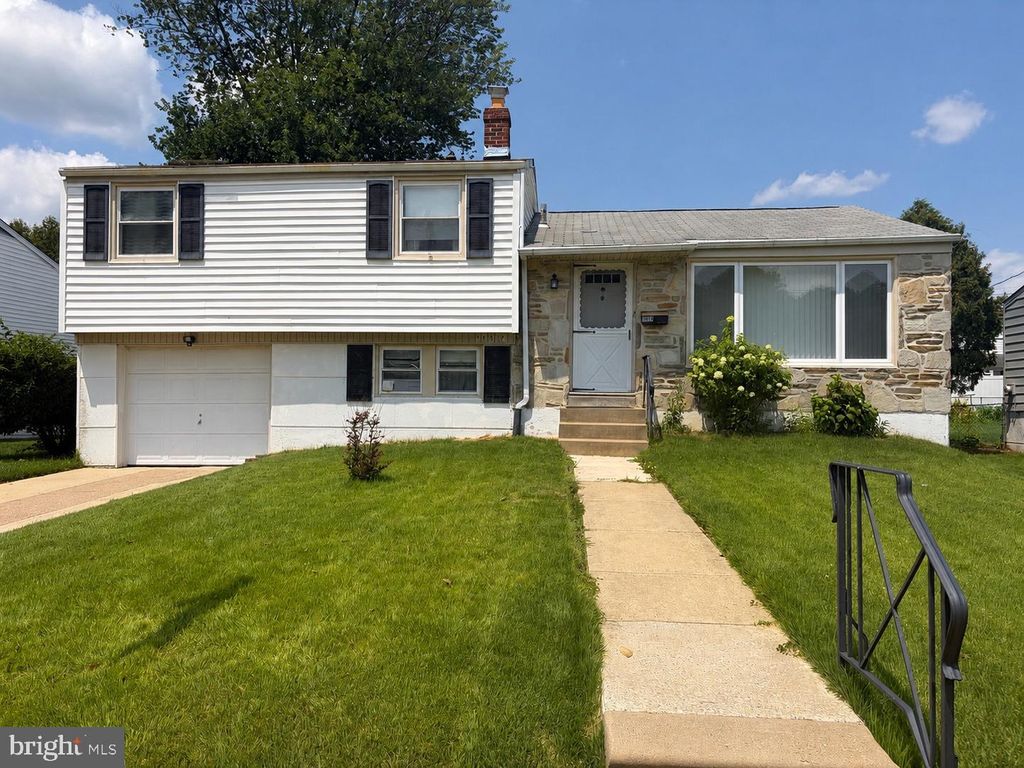 11614 BARLOW ST, Philadelphia, PA 19116