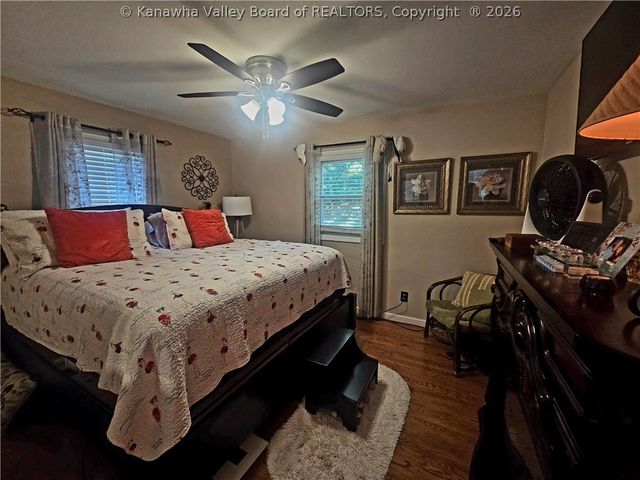 1512 Valley Drive, South Charleston, WV 25303
