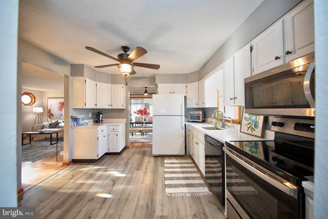 13202 CHERWIN, Baltimore, MD 21220