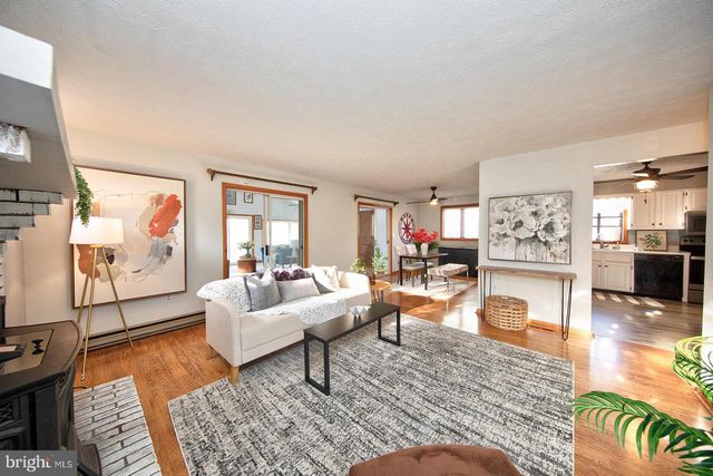 13202 CHERWIN, Baltimore, MD 21220