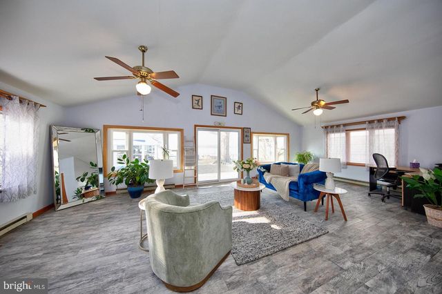 13202 CHERWIN, Baltimore, MD 21220