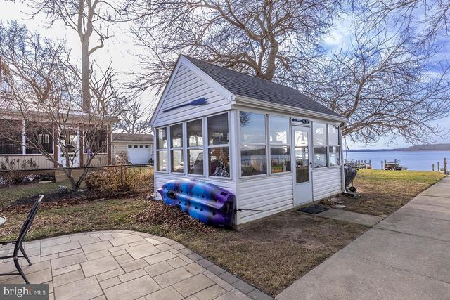 13202 CHERWIN, Baltimore, MD 21220