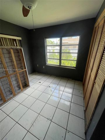 3630 NW 98th St, Miami, FL 33147