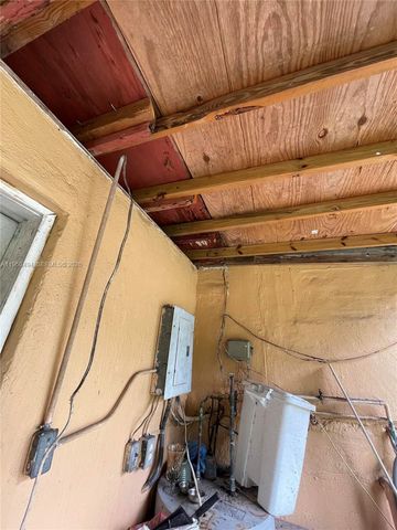 3630 NW 98th St, Miami, FL 33147