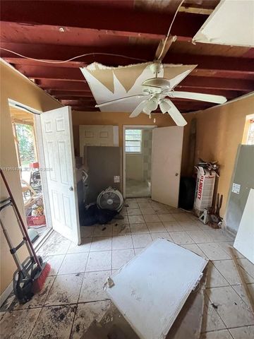 3630 NW 98th St, Miami, FL 33147