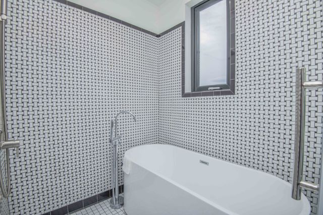 608 W Hill Ave Apt 602, Knoxville, TN 37902